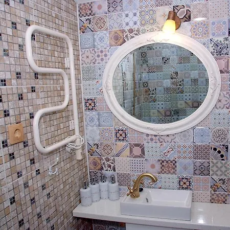 Old Town Apartment *
